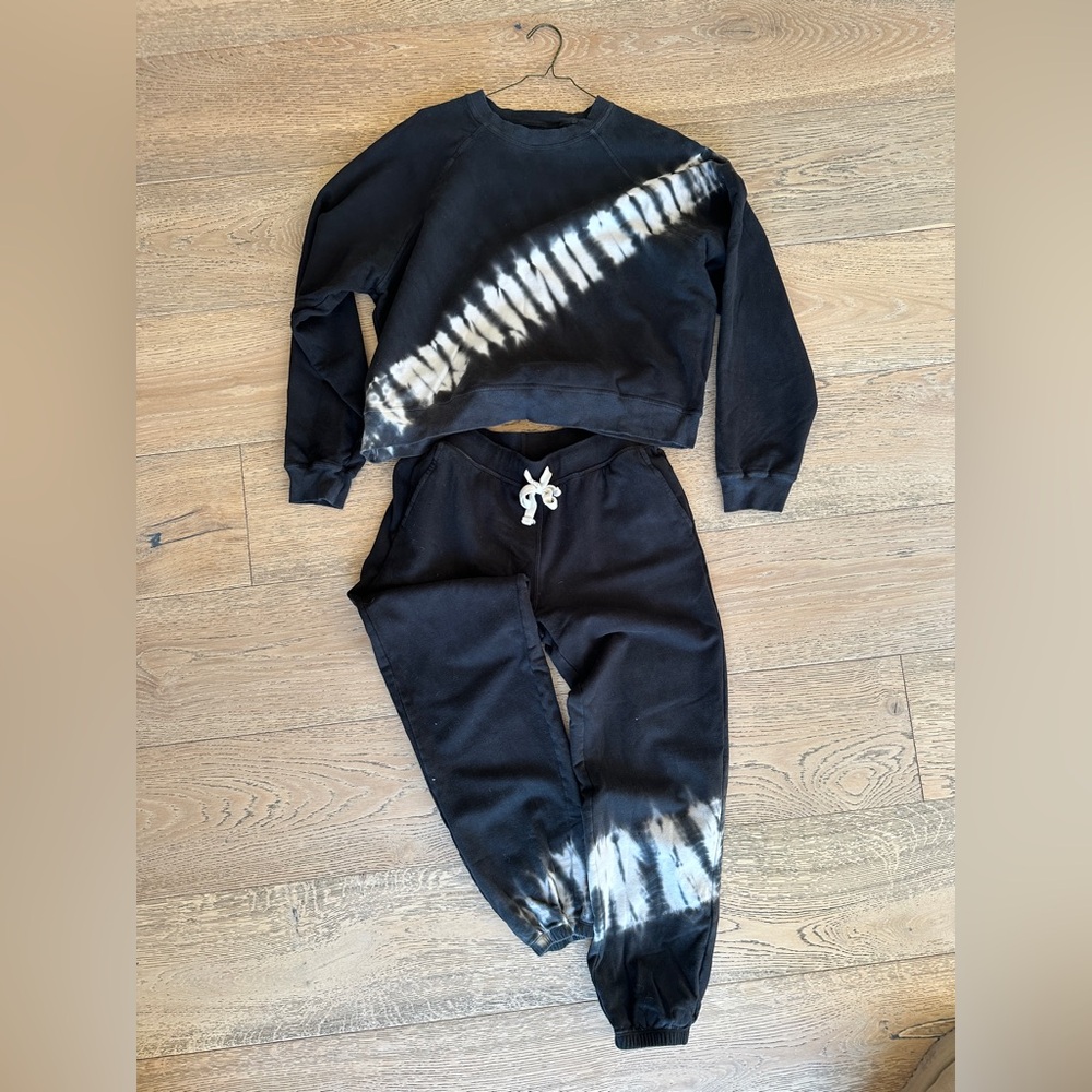 Electric & Rose sweatsuit set